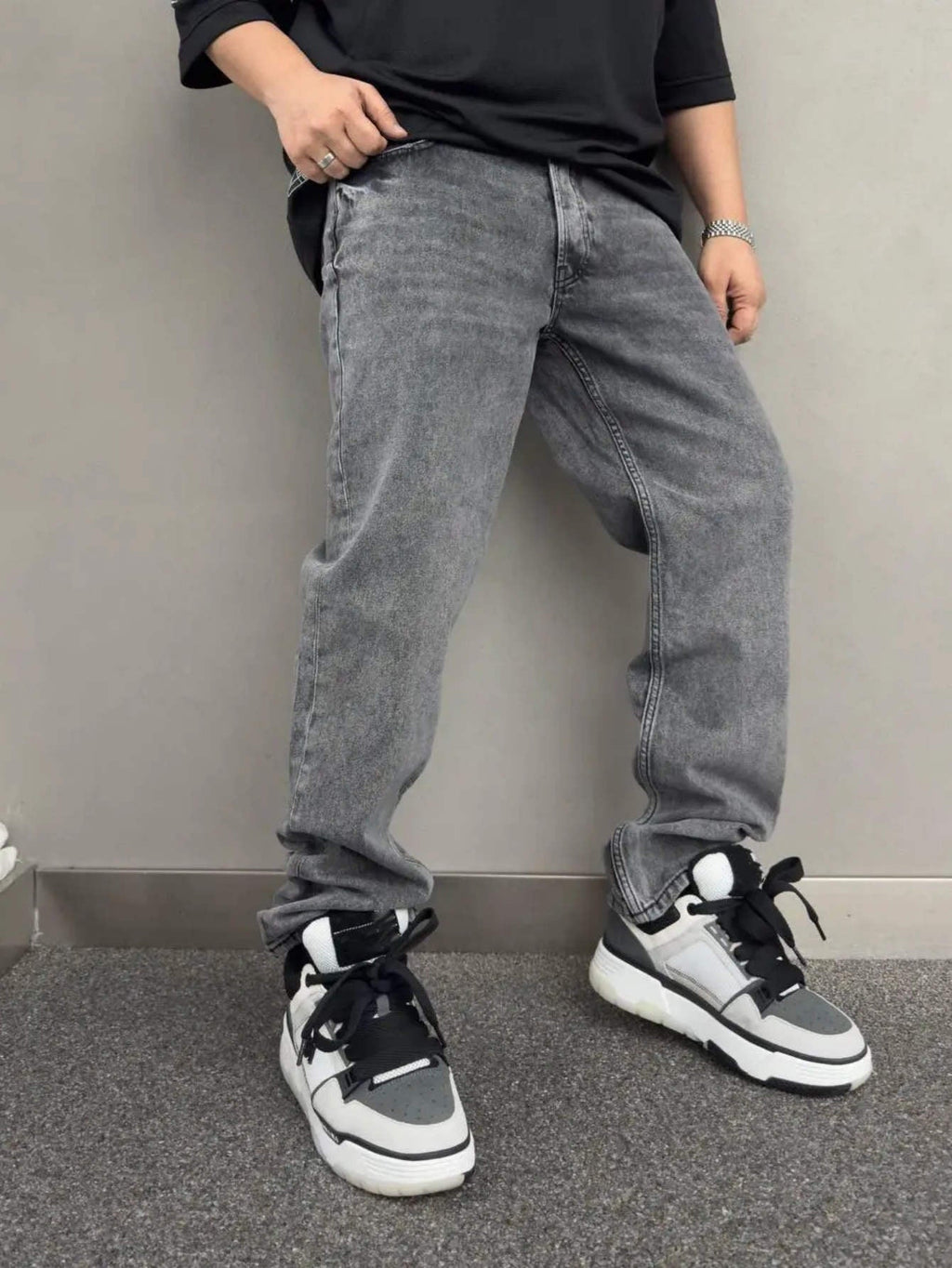 Men's Loose Wide Leg Straight Jeans for Casual Streetwear