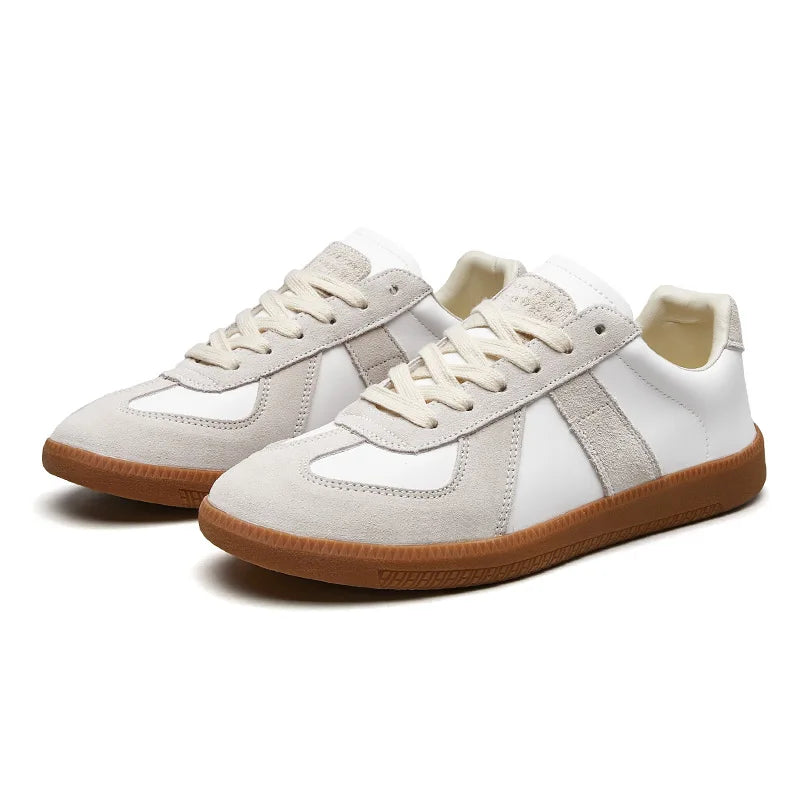 Men's Retro Sneakers - Vintage-Inspired Men's Trainers