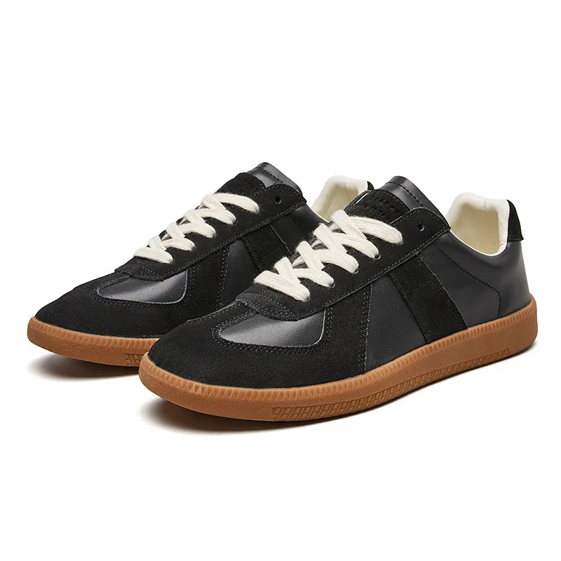 Men's Retro Sneakers - Vintage-Inspired Men's Trainers