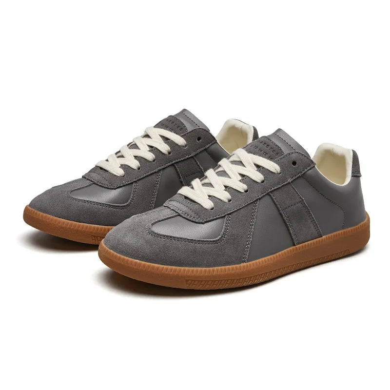 Men's Retro Sneakers - Vintage-Inspired Men's Trainers