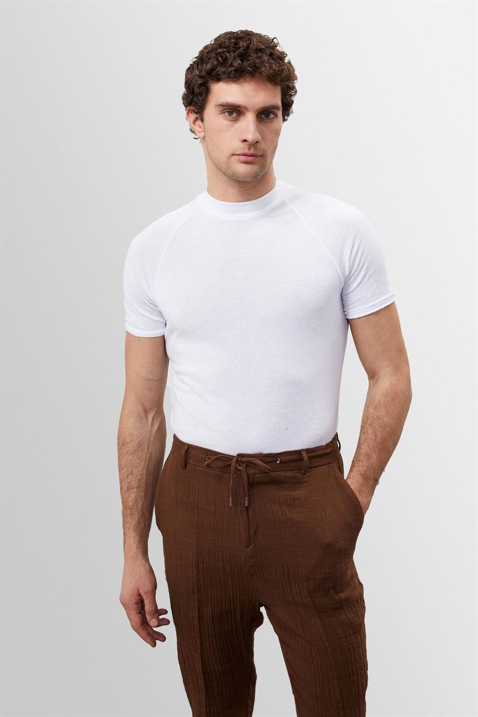 Men's Slim-Fit High Collar T-Shirt