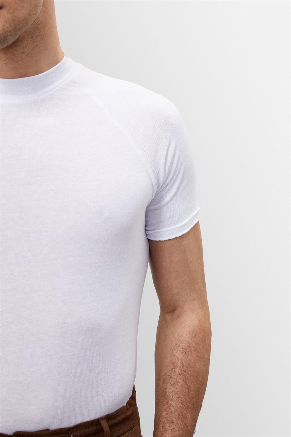 Men's Slim-Fit High Collar T-Shirt