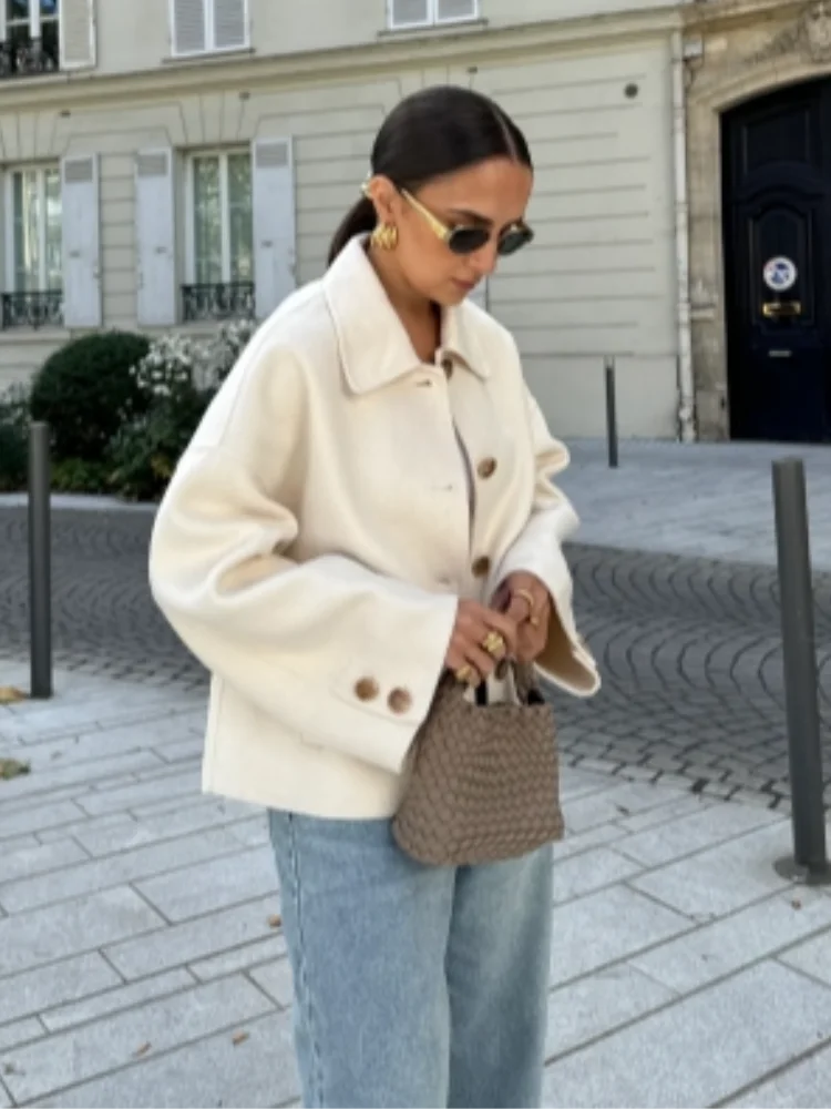 Women's Boxy Cropped Wool Coat