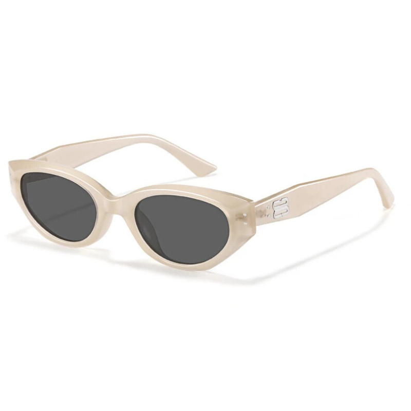 Women's Cat-Eye Sunglasses with Glare-Reducing Lenses