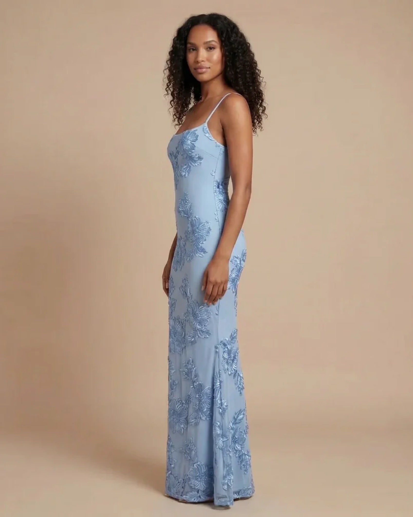 Women's Fitted Maxi Dress with Thin Straps for Formal Events