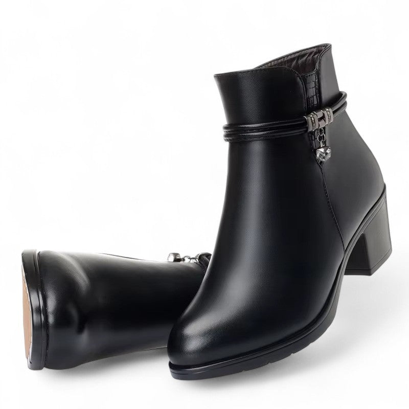 Women's Lined Black Ankle Boots for Versatile Everyday Style