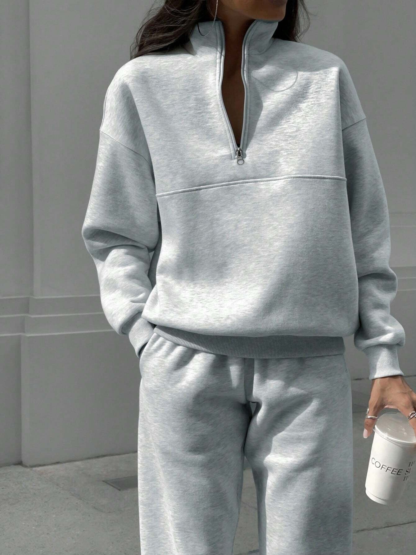 Women's Long-Sleeve Zip-Up Sports Sweatshirt and Elastic Waist Trousers Set