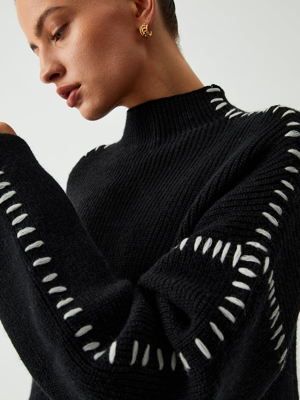 Women's Oversized Mock Neck Sweater with Contrast Whipstitching