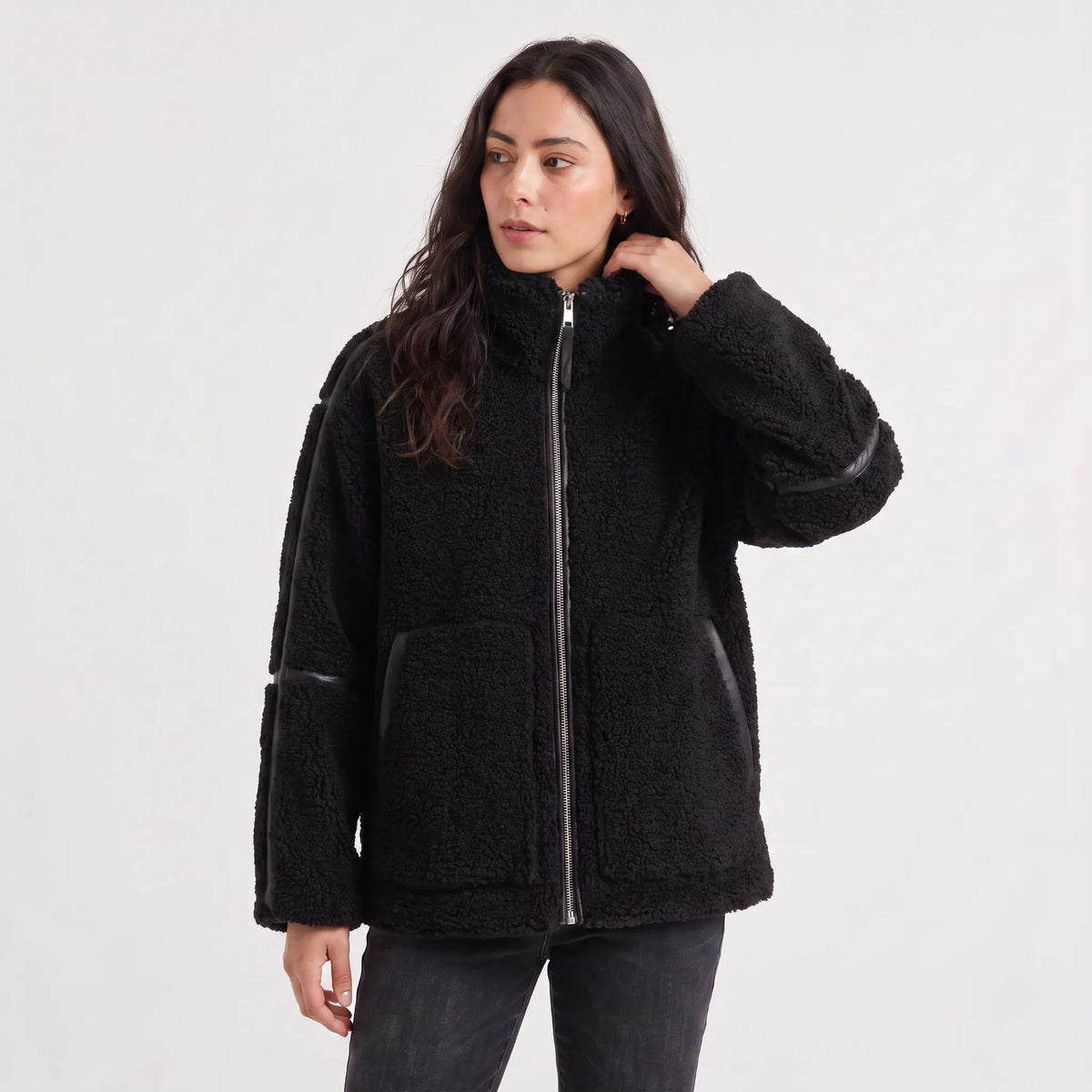 Women's Oversized Teddy Fleece Jacket with Zip Closure