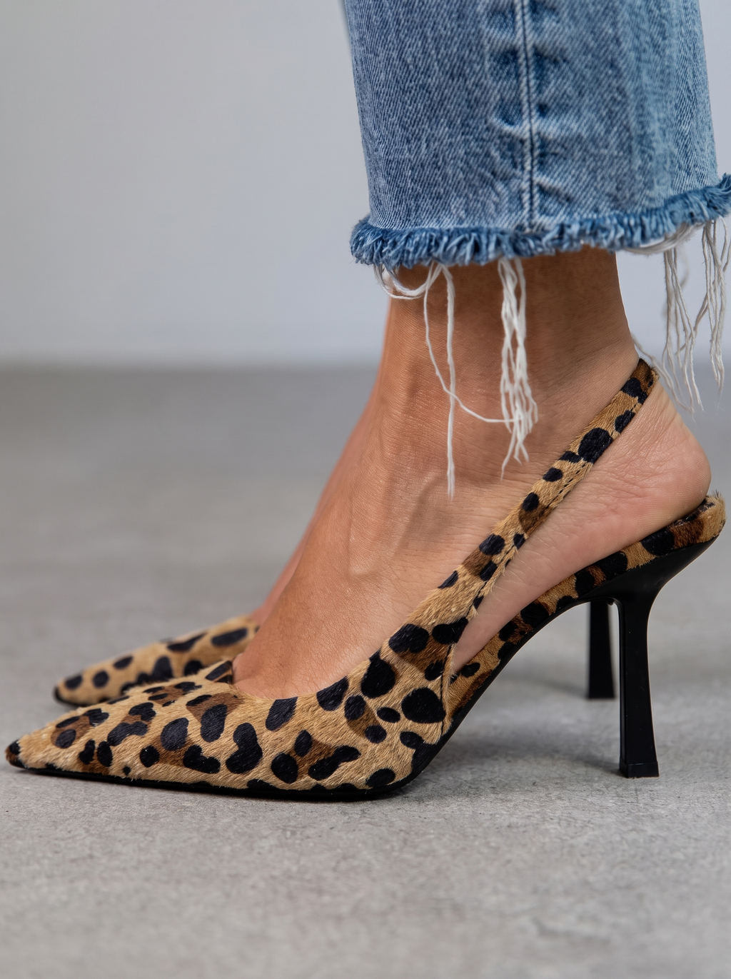 Women's Pointed High Heels with Buckle Closure