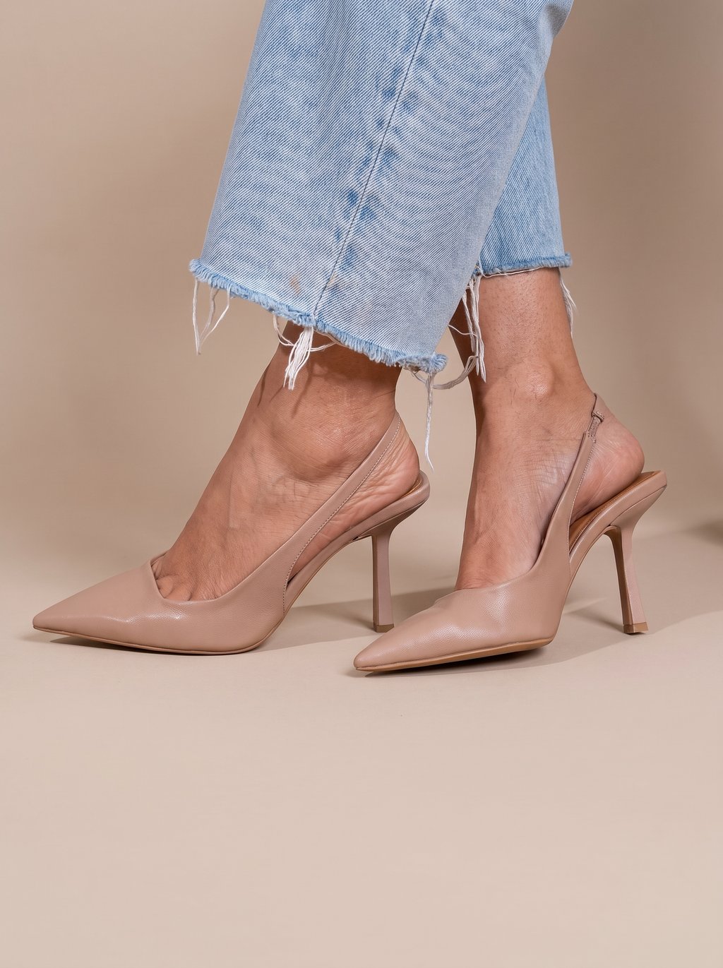 Women's Pointed High Heels with Buckle Closure