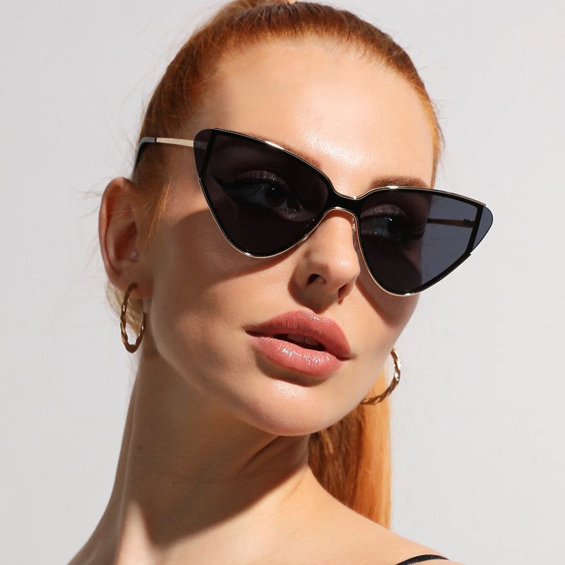 Women's Retro Cat Eye Sunglasses with UV Protection