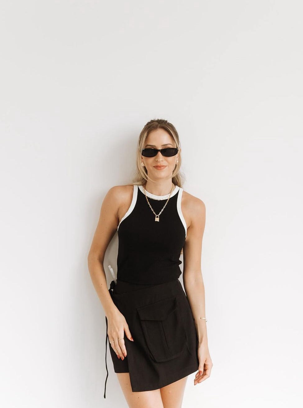 Women's Ribbed Contrast Trim Tank Top