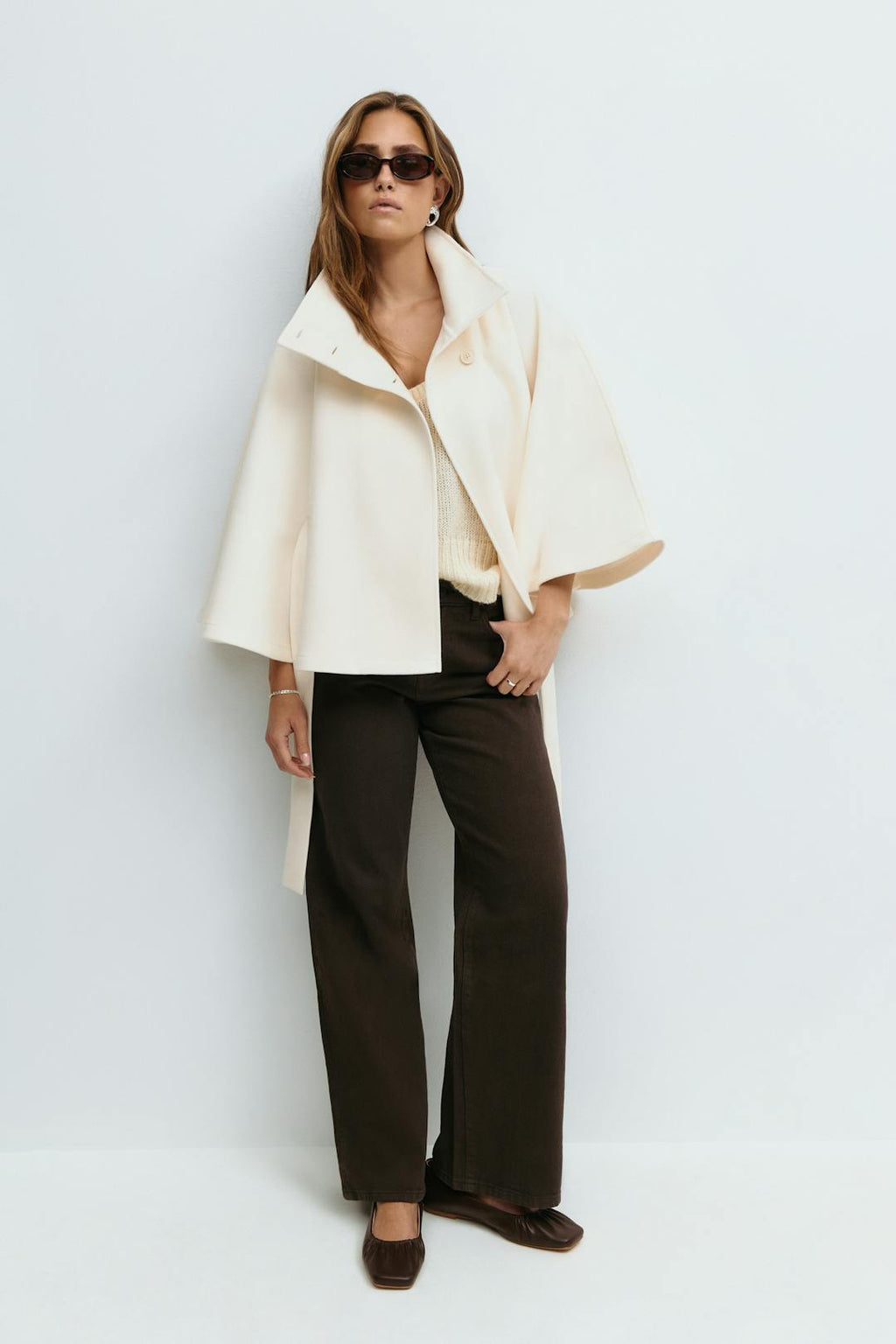 Women's Short Trench Coat with Belt and High Collar