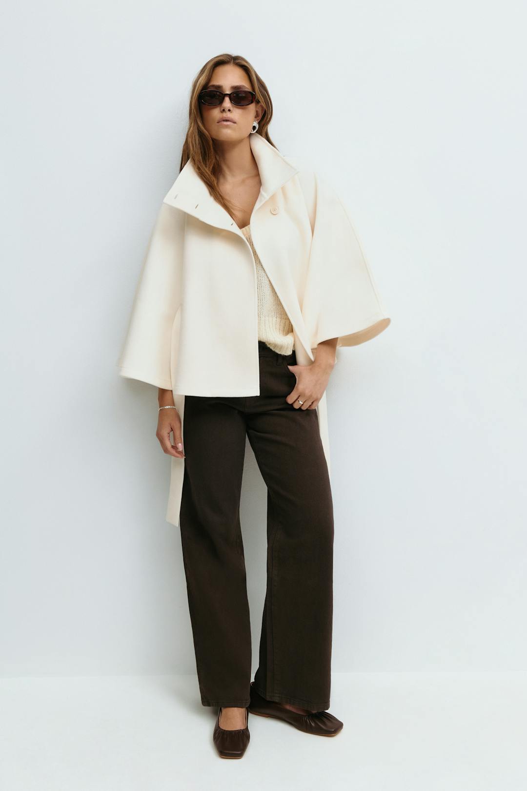 Women's Short Trench Coat with Belt and High Collar