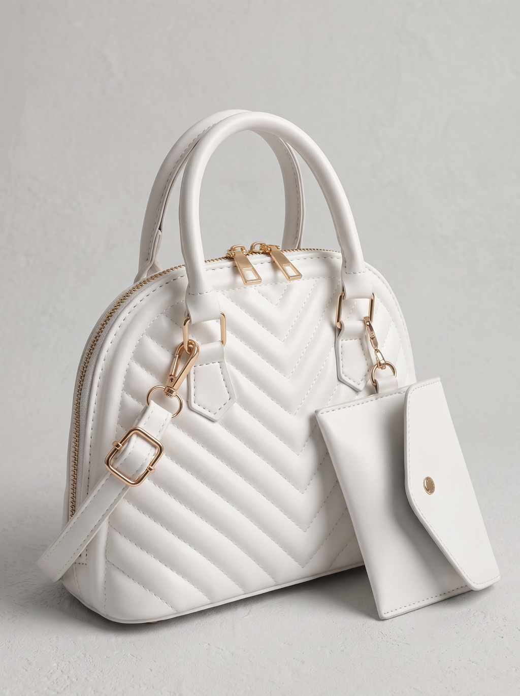 Women's Shoulder Bag - Stylish Messenger Bag for Everyday Use