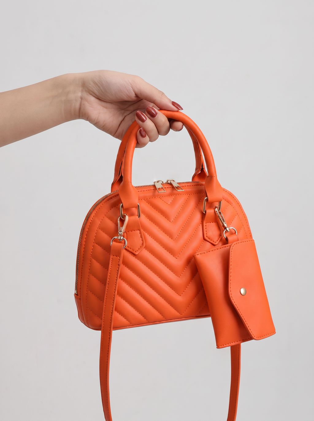 Women's Shoulder Bag - Stylish Messenger Bag for Everyday Use