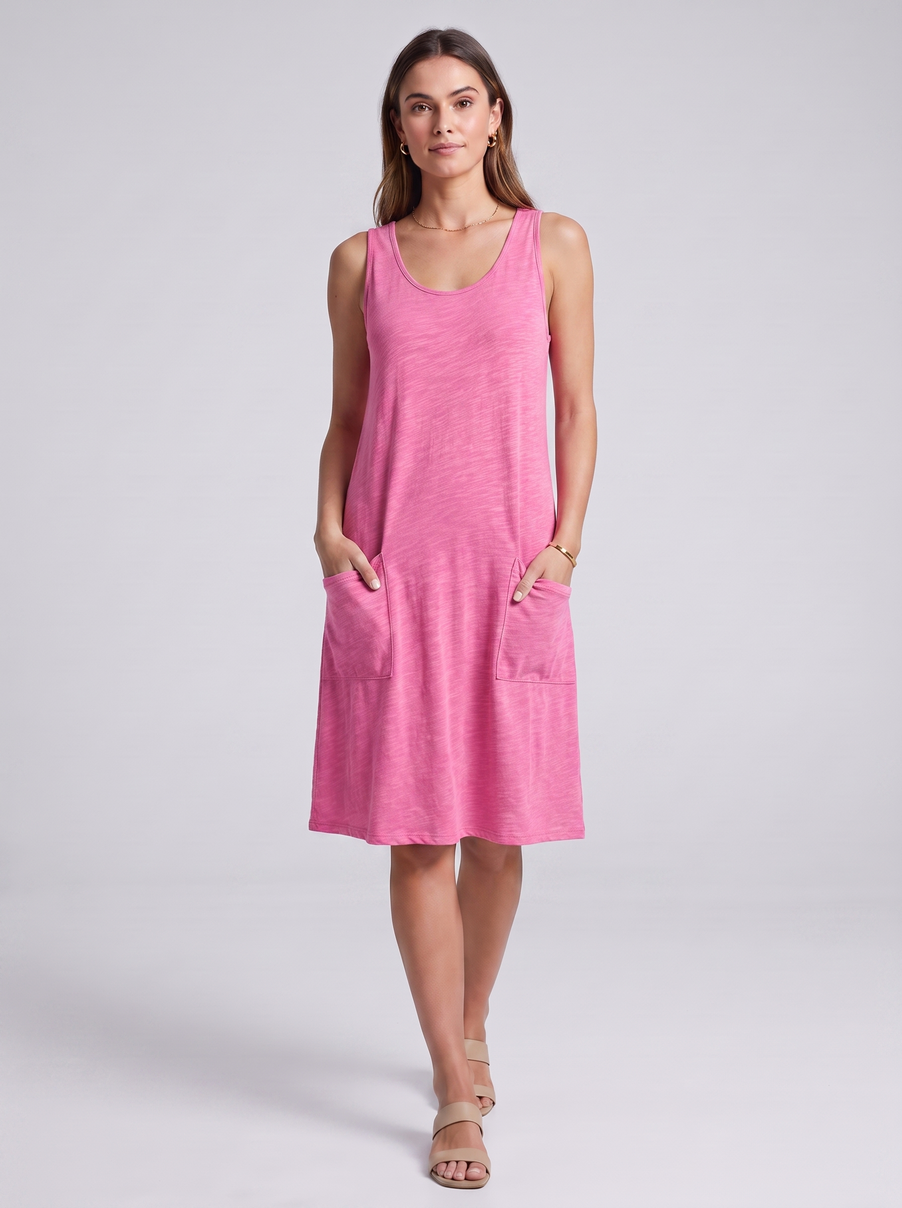 Women's Sleeveless Dress with Pockets