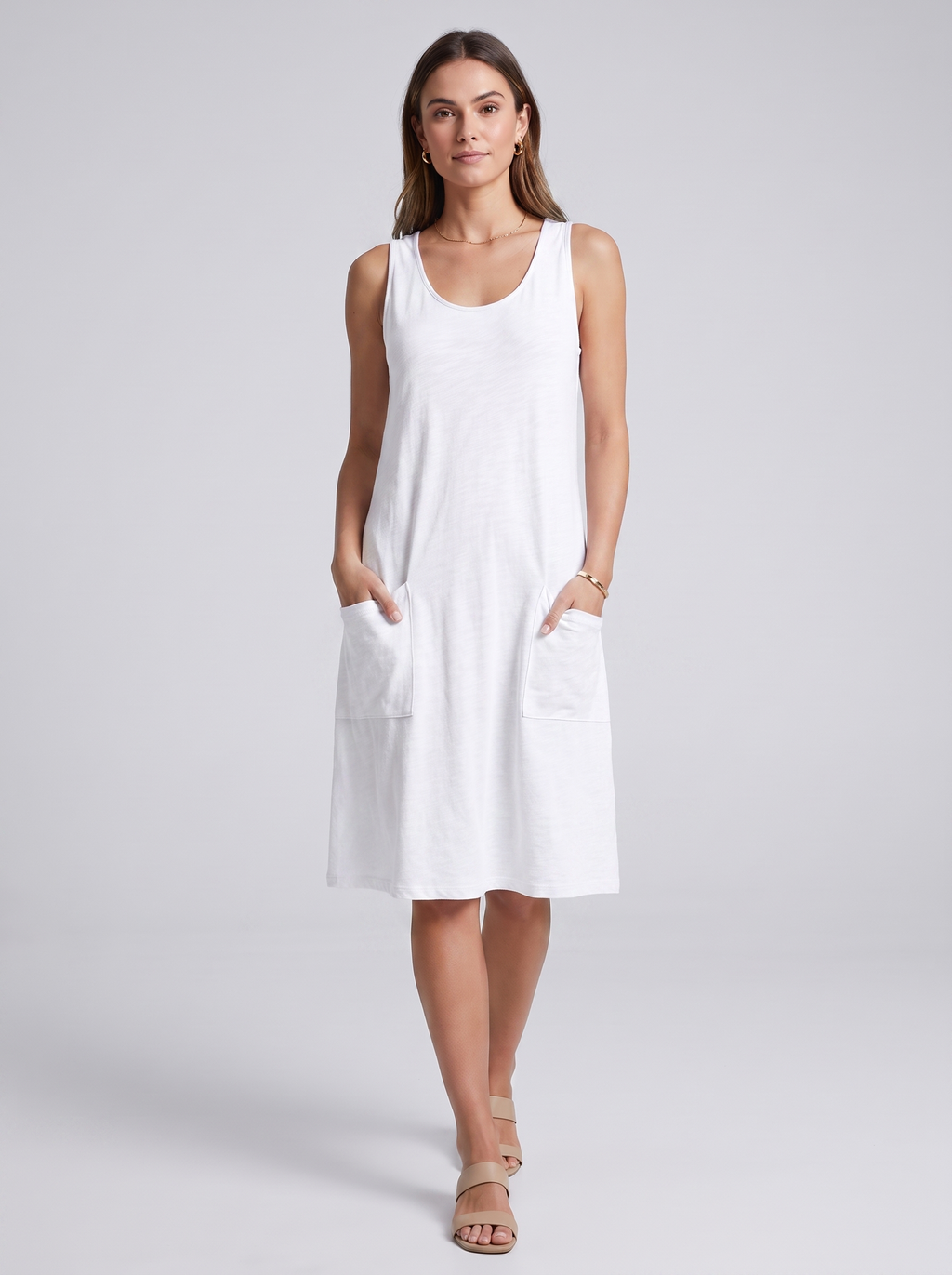 Women's Sleeveless Dress with Pockets