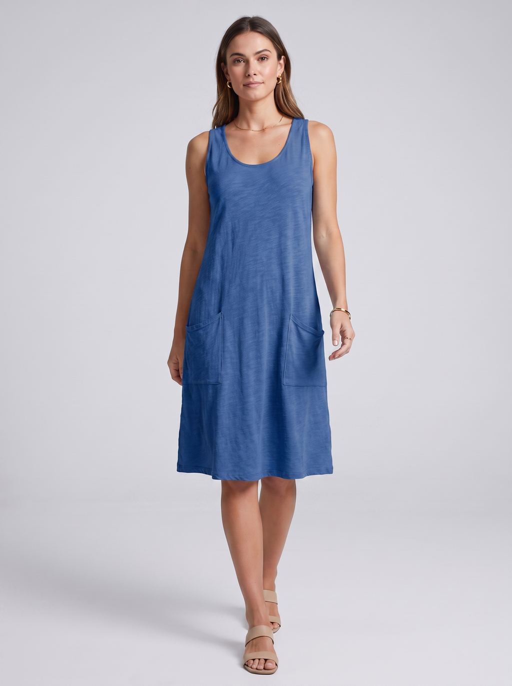 Women's Sleeveless Dress with Pockets