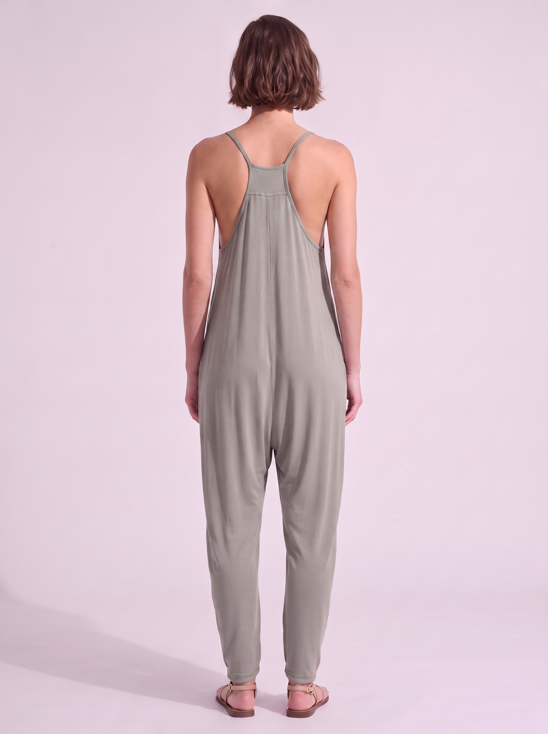 Women's Sleeveless Loose Jumpsuit with Pockets