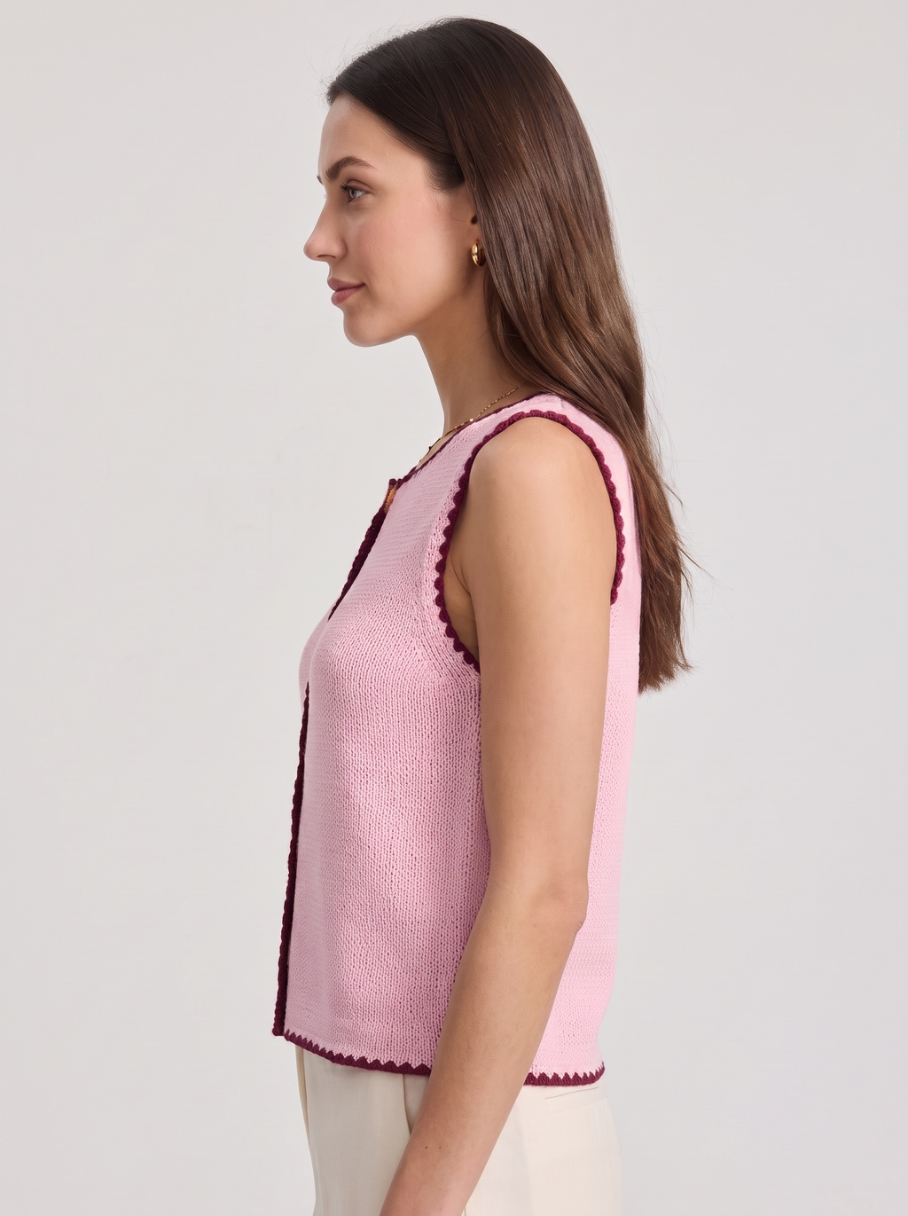 Women's Sleeveless Slim-Fit Cardigan Sweater