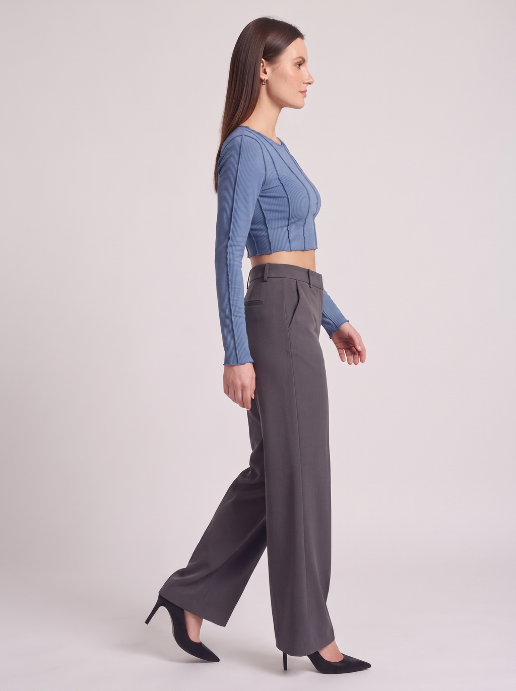 Women's Slim Long Sleeve Crop Top with Exposed Stitching