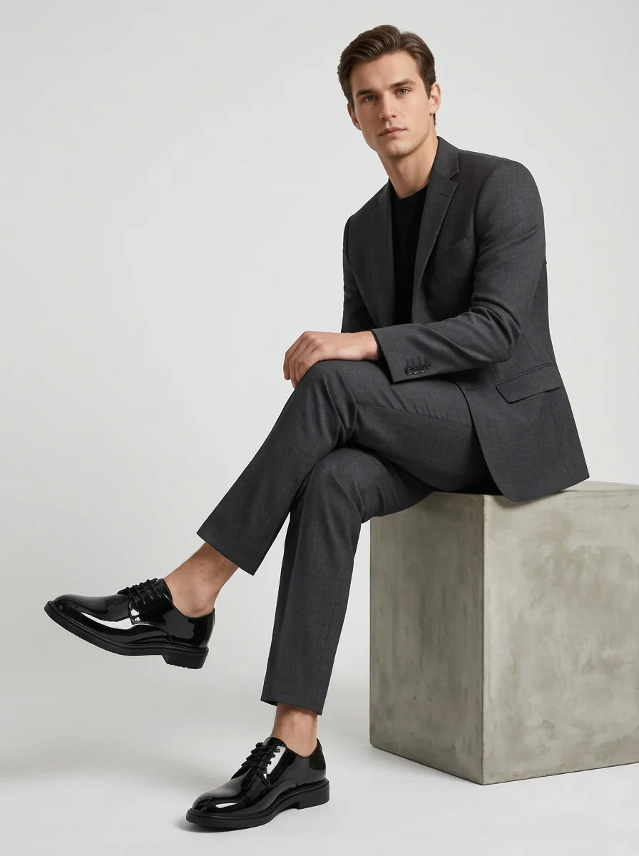 Men's Elegant Lace-Up Derby Shoes for Formal and Casual Wear